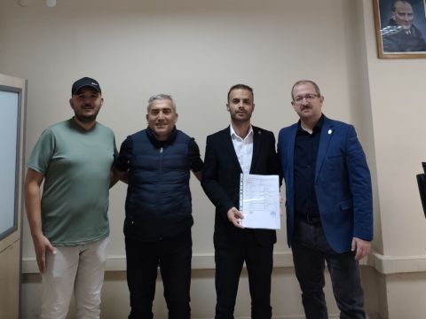 YENİ YÖNETİM KURULUMUZ MAZBATASINI ALARAK GÖREVİNE BAŞLADI